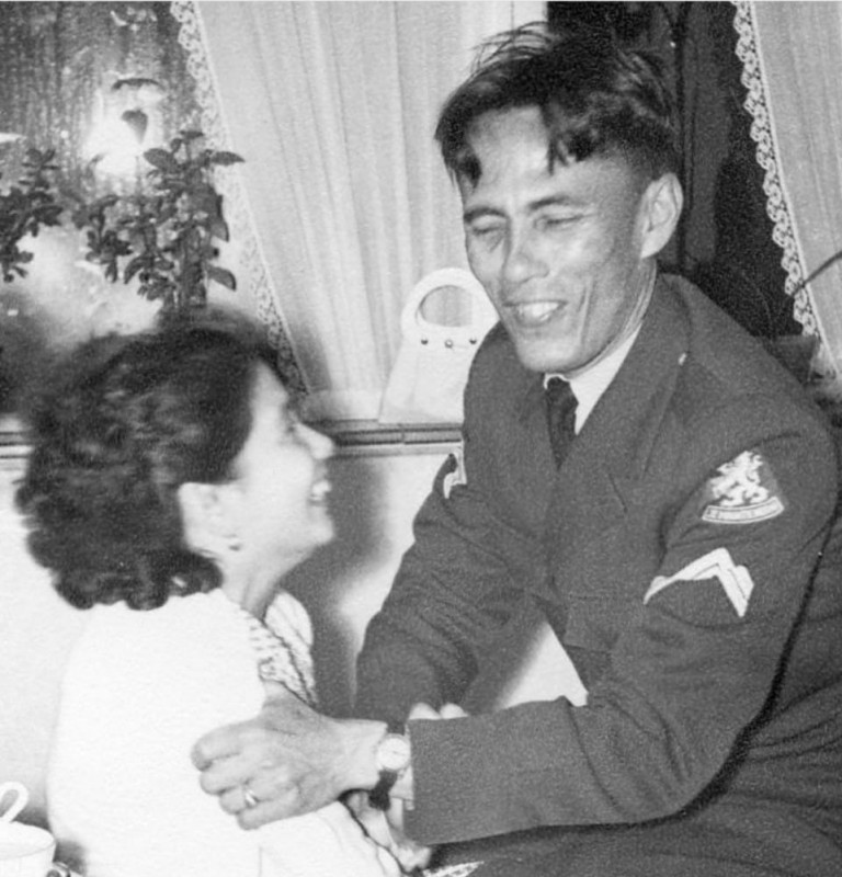 0efb4e62-a6c4-45e2-986d-70944fd1a042 b